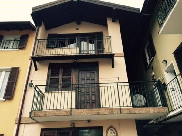 appartamento in affitto a Varese in zona San Fermo