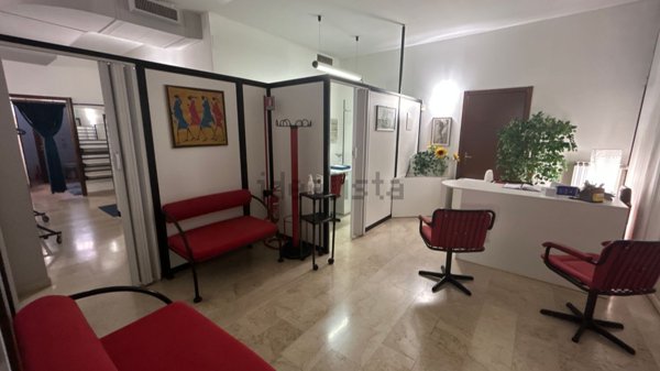 ufficio in affitto a Varese in zona Sant'Ambrogio
