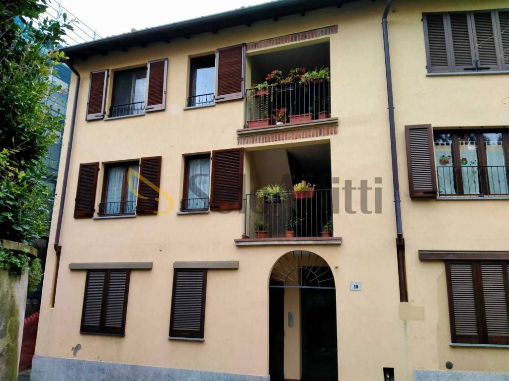 appartamento in affitto a Varese in zona Casbeno