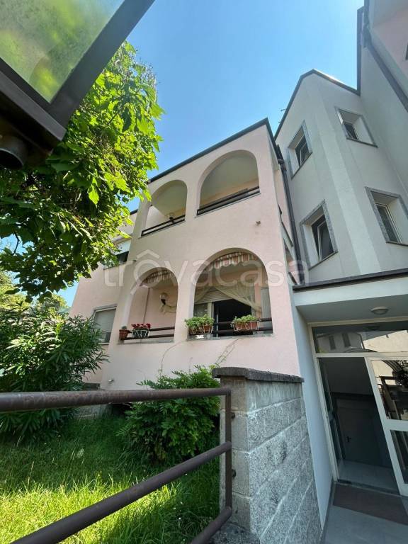 appartamento in affitto a Varese in zona Bobbiate