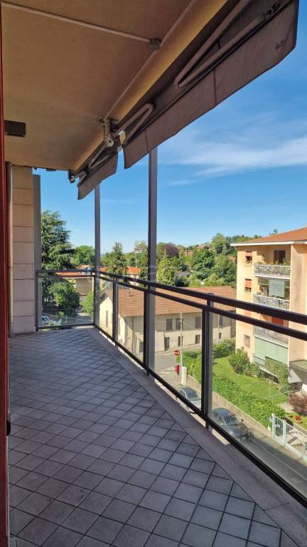 appartamento in affitto a Varese in zona Viale Europa