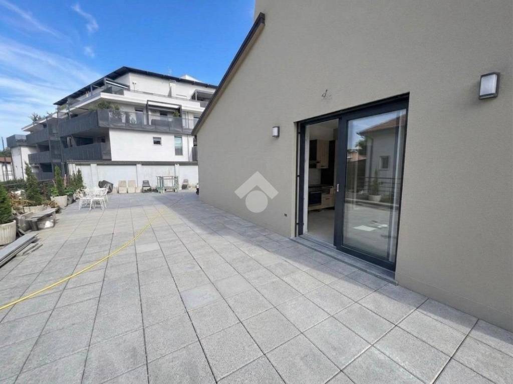 appartamento in affitto a Varese in zona Giubiano