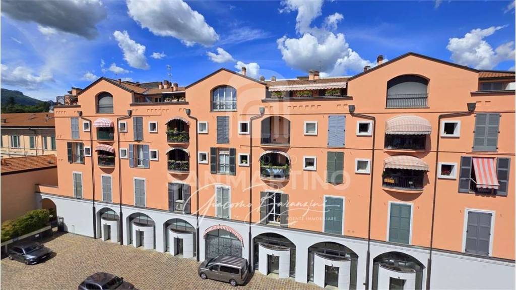 appartamento in affitto a Varese in zona Centro Città