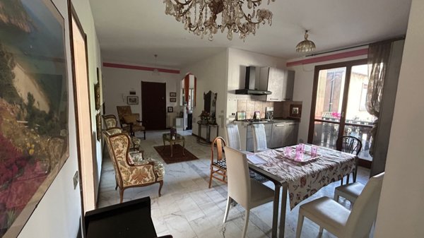 appartamento in affitto a Varese in zona Biumo