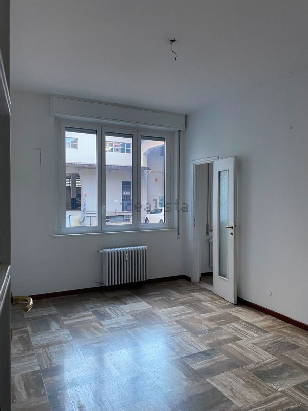 appartamento in affitto a Varese in zona Centro Città
