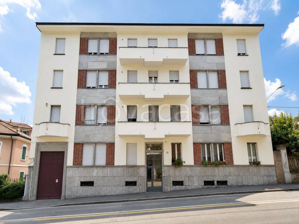 appartamento in affitto a Varese in zona Bosto