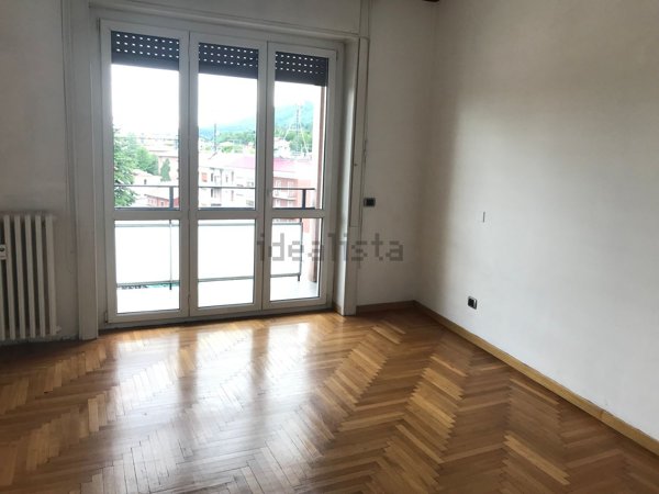 appartamento in affitto a Varese