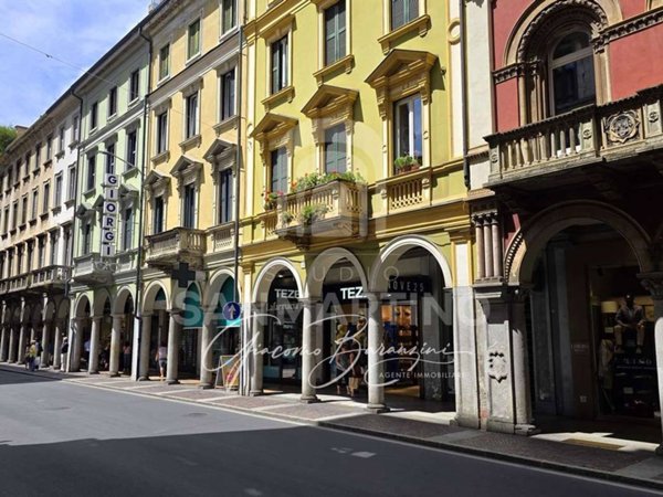 appartamento in affitto a Varese in zona Centro Città