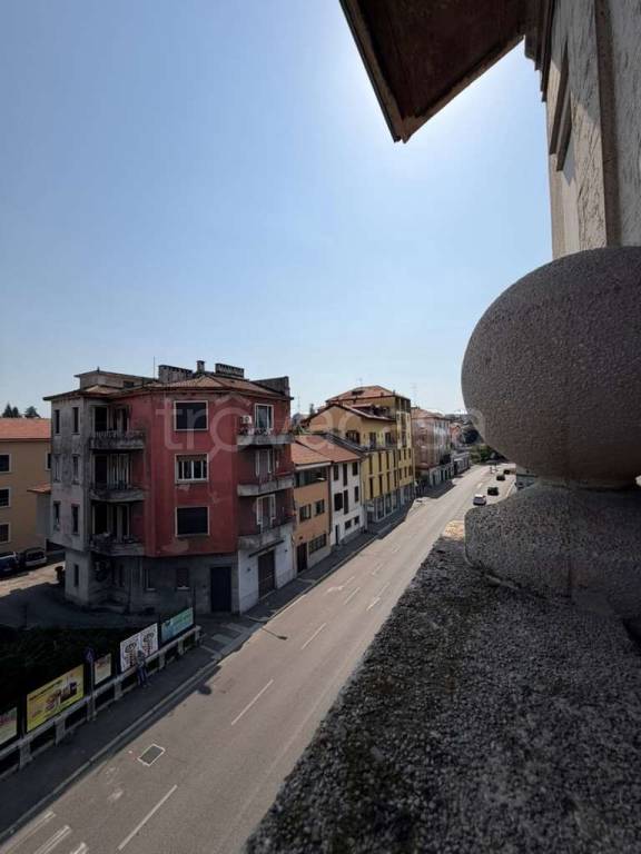 appartamento in affitto a Varese in zona Bosto