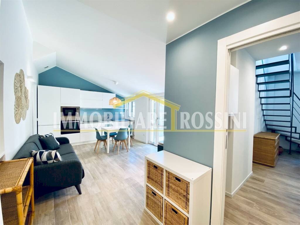 appartamento in affitto a Varese in zona Centro Città