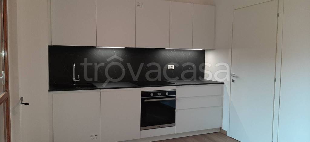 appartamento in affitto a Varese in zona Masnago