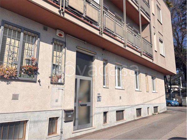 appartamento in affitto a Varese in zona Giubiano