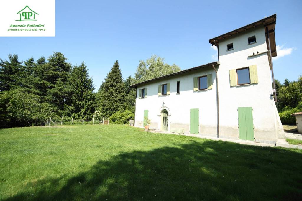 appartamento in affitto a Varese in zona Bizzozero