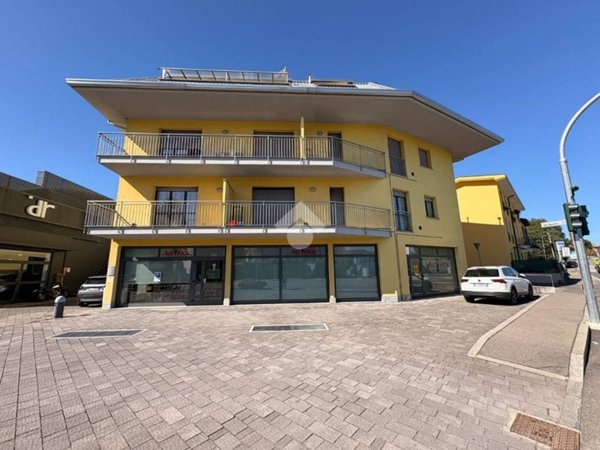 appartamento in affitto a Varese in zona Bizzozero