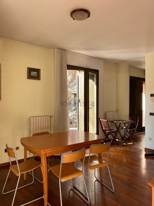 appartamento in affitto a Varese in zona Centro Città