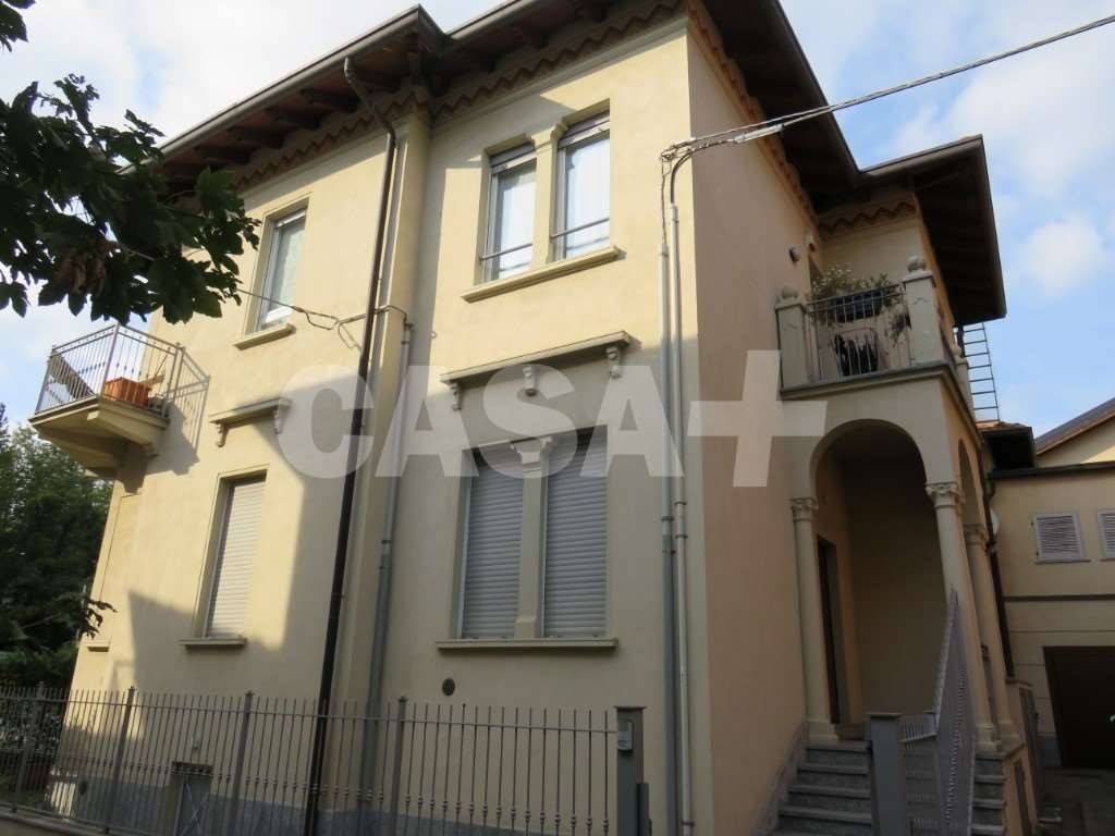 appartamento in affitto a Varese in zona Biumo