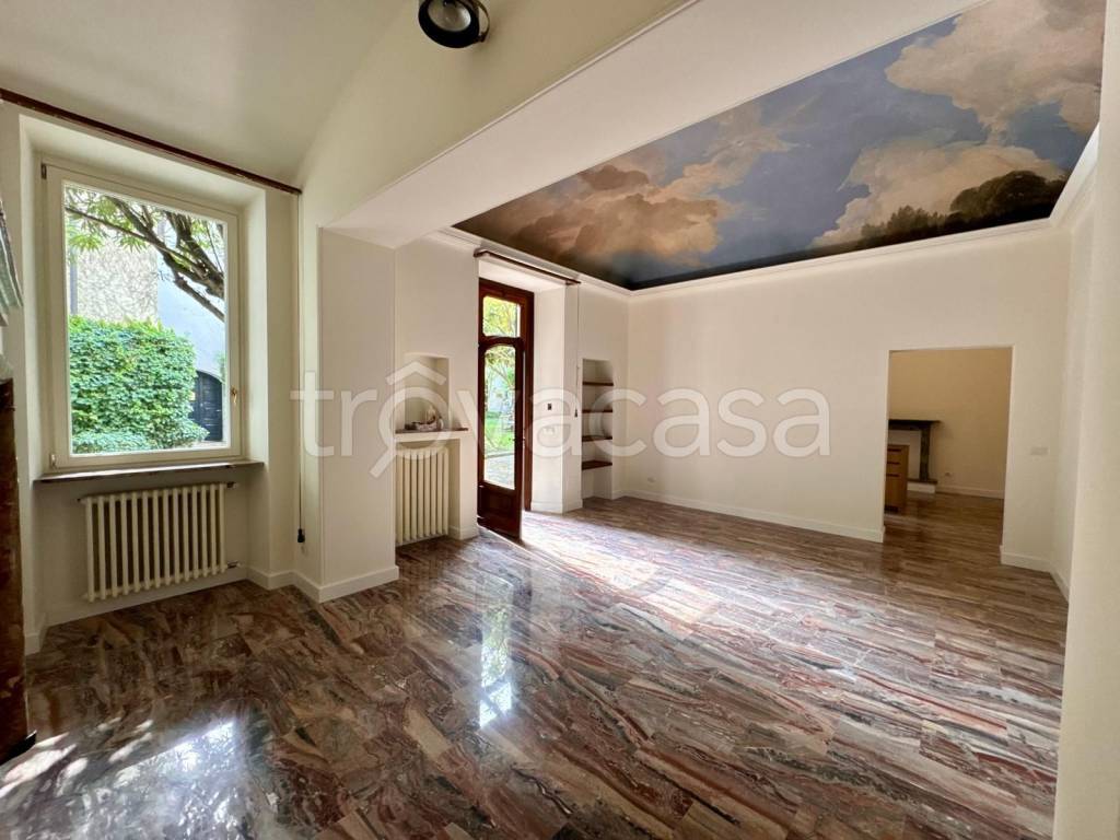 appartamento in affitto a Varese in zona Centro Città