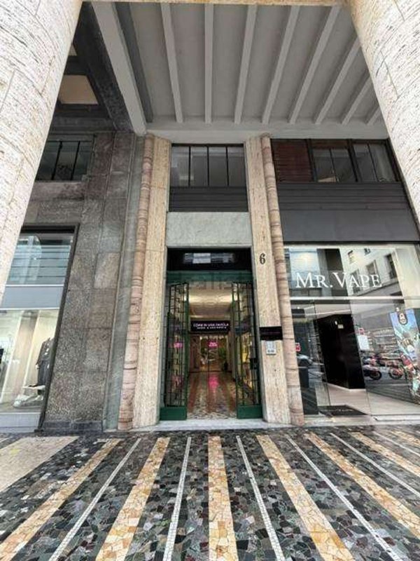 ufficio in affitto a Varese in zona Centro Città