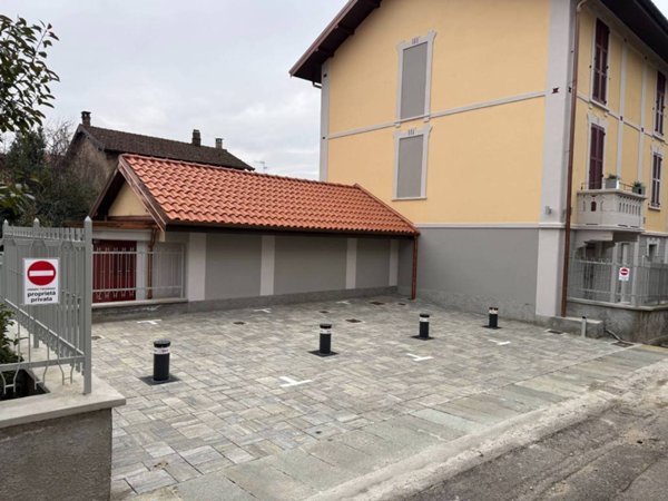 box auto in affitto a Varese in zona Giubiano
