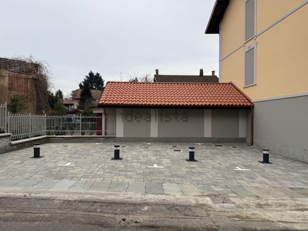 box auto in affitto a Varese in zona Giubiano