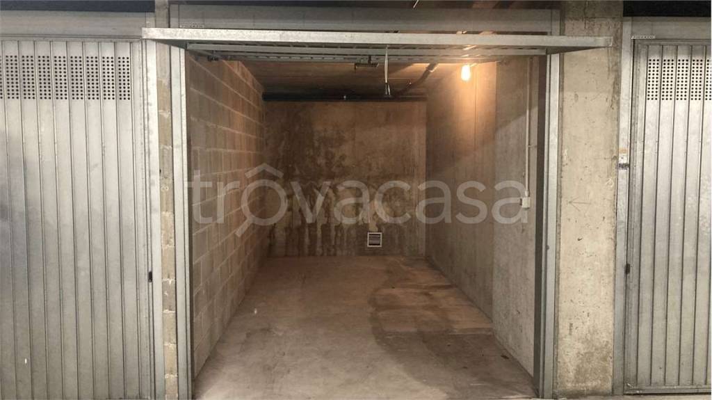box auto in affitto a Varese in zona Centro Città
