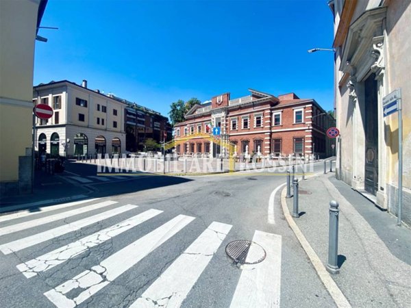 box auto in affitto a Varese in zona Centro Città