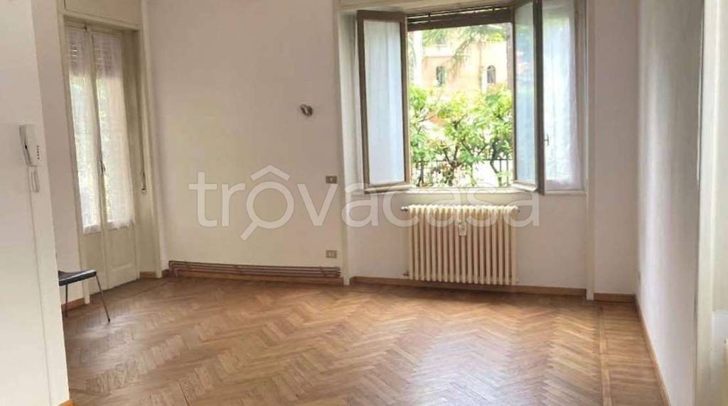 appartamento in affitto a Varese in zona Via Dante