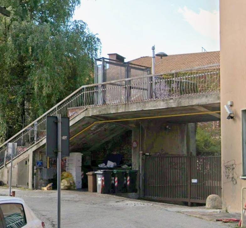 box auto in affitto a Varese in zona Biumo