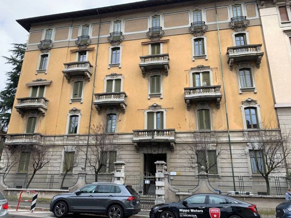 appartamento in affitto a Varese in zona Centro Città