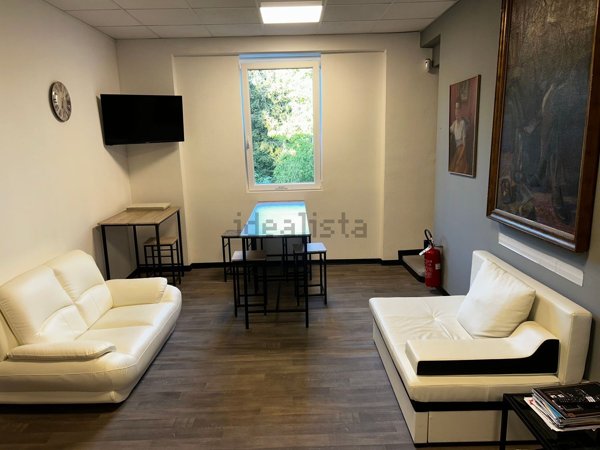 ufficio in affitto a Varese in zona Ippodromo