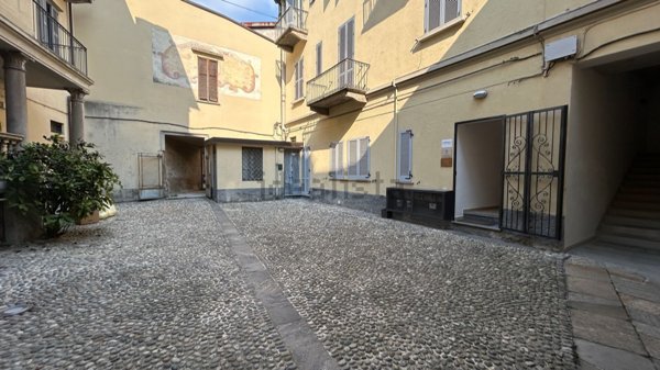 appartamento in affitto a Varese in zona Centro Città