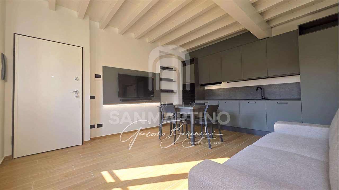 appartamento in affitto a Varese in zona Centro Città