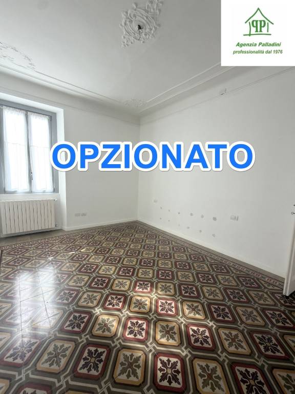 appartamento in affitto a Varese in zona Centro Città