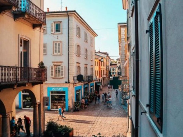 appartamento in affitto a Varese