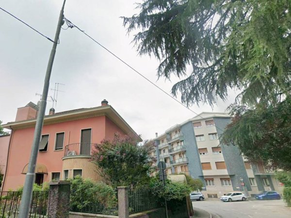 appartamento in affitto a Varese in zona Viale Belforte