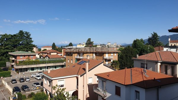 appartamento in affitto a Varese in zona Viale Borri