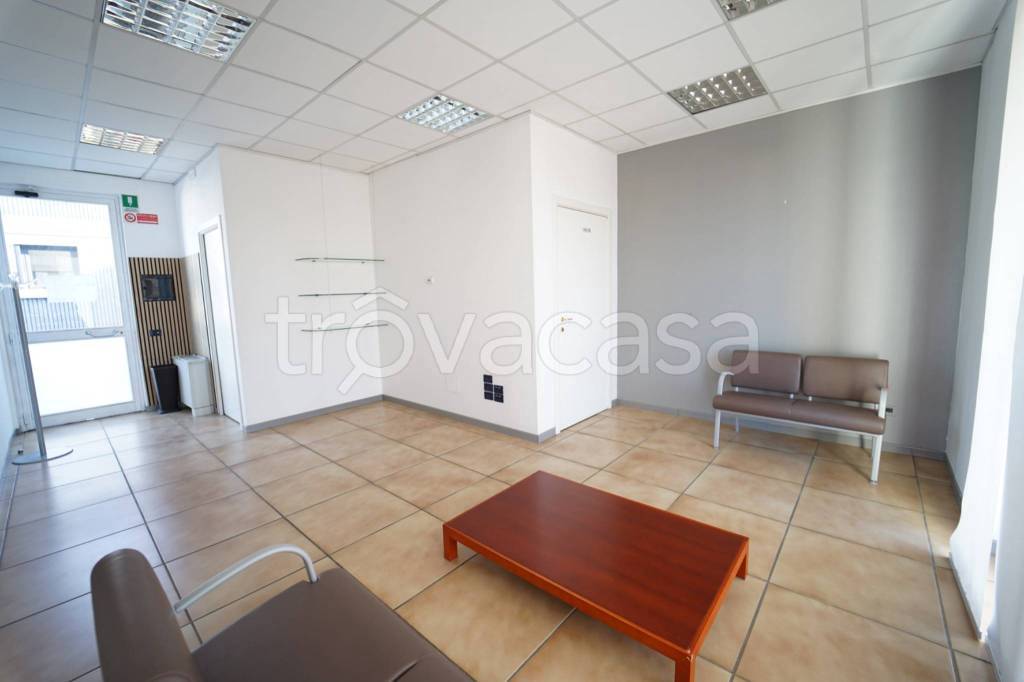 ufficio in affitto a Venegono Inferiore