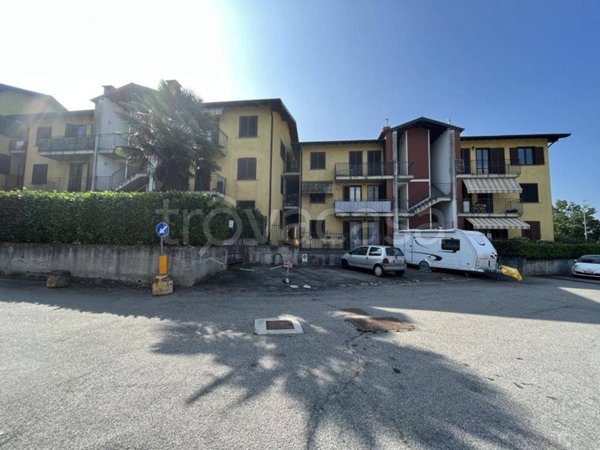 appartamento in affitto a Vergiate