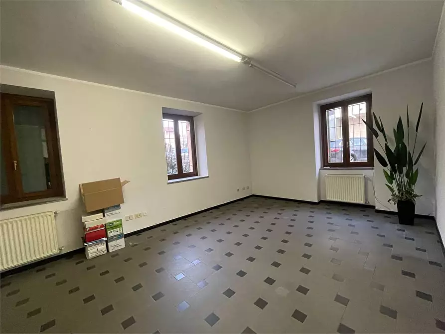 ufficio in affitto a Vergiate