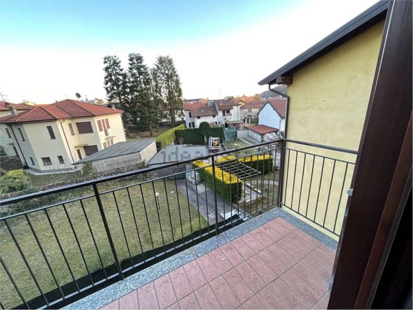 appartamento in affitto a Vergiate