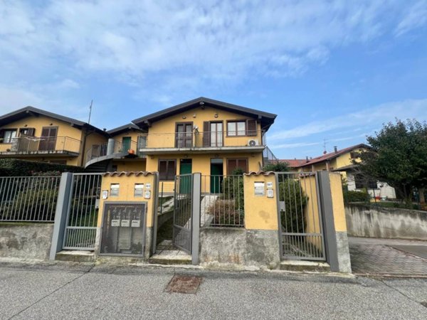 appartamento in affitto a Vizzola Ticino in zona Castelnovate