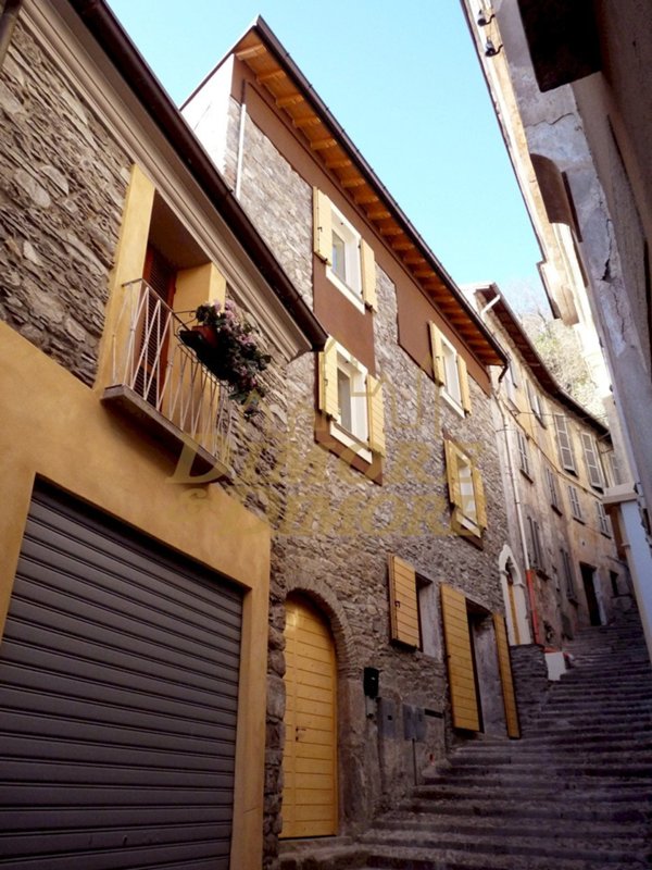 casa indipendente in affitto a Maccagno con Pino e Veddasca