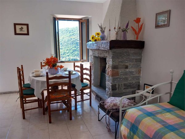 casa indipendente in affitto a Maccagno con Pino e Veddasca in zona Garabiolo