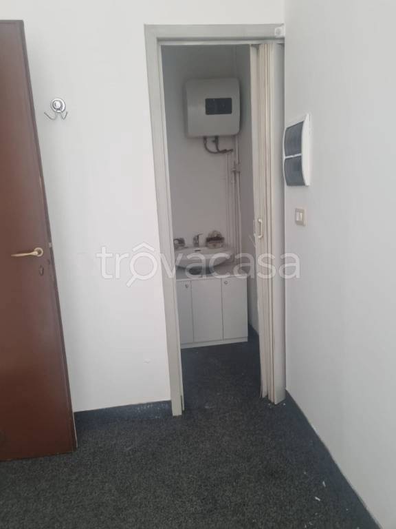 negozio in affitto ad Albavilla