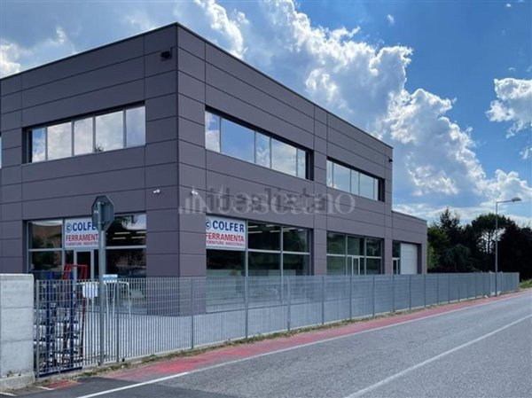 capannone in affitto ad Albavilla