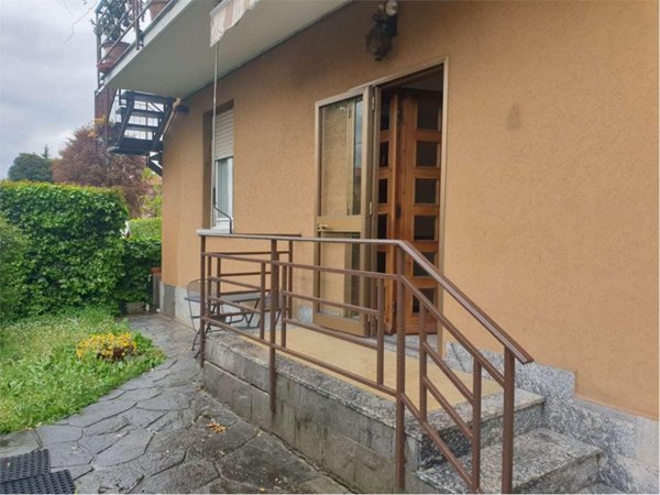 appartamento in affitto ad Albavilla in zona Saruggia