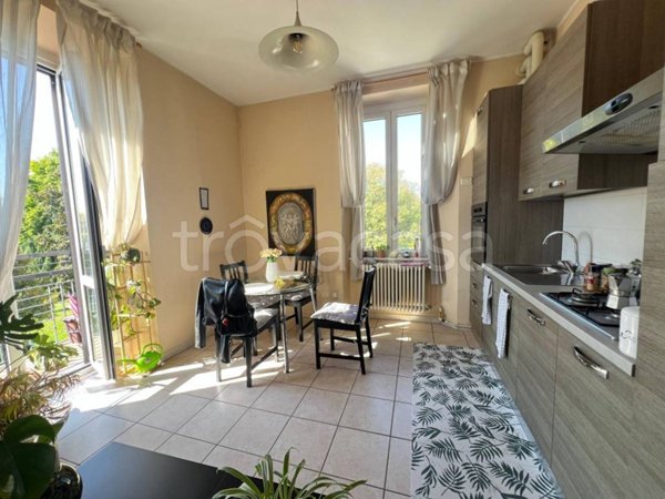 appartamento in affitto ad Albavilla