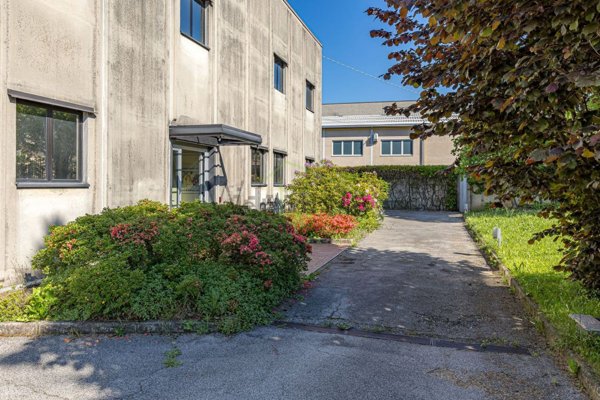 capannone in affitto ad Albese con Cassano