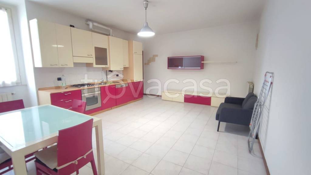 appartamento in affitto ad Alzate Brianza