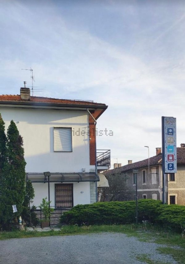 appartamento in affitto ad Alzate Brianza